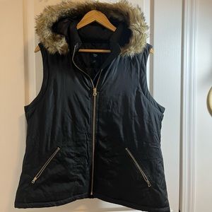Womens Gap Vest with fur lined hood